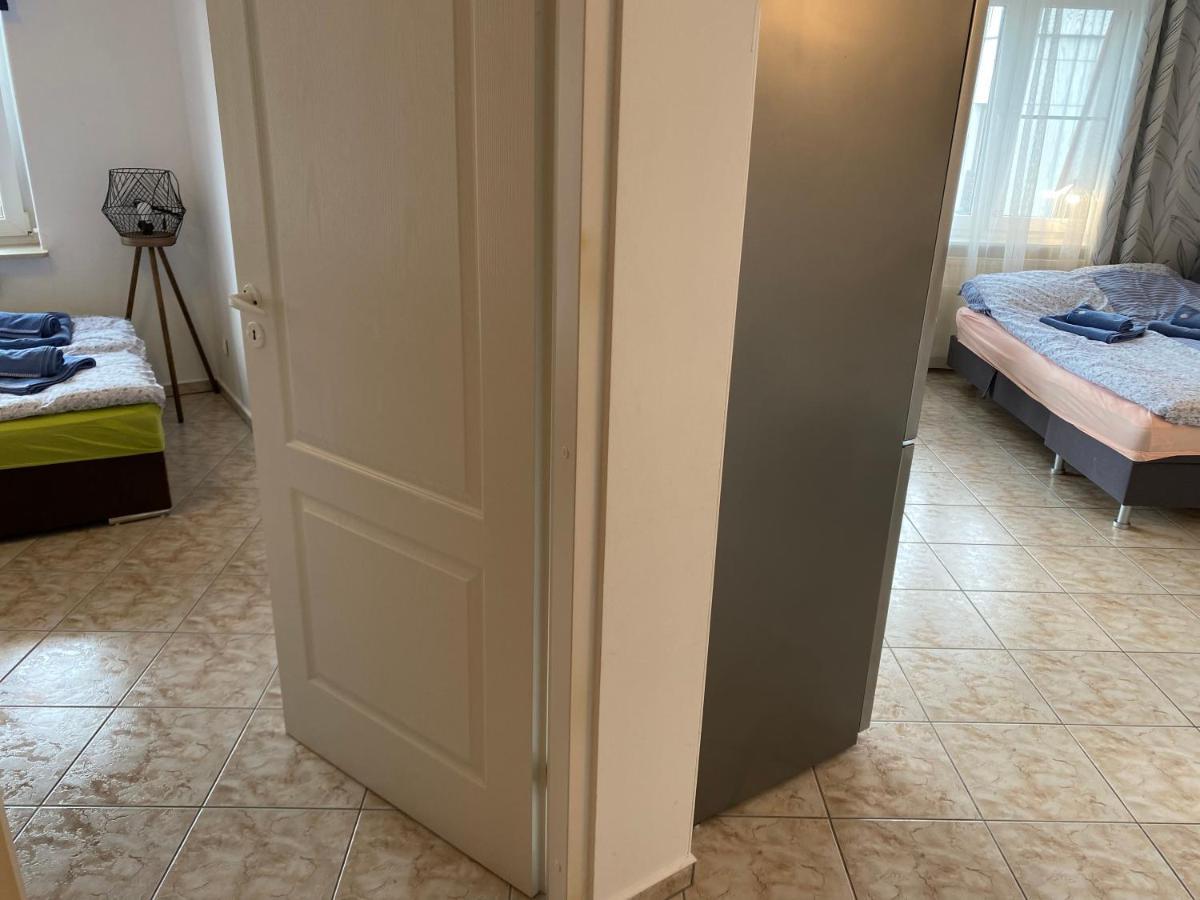 Appartamento Kolobrzeg Latarnia Morska Esterno foto